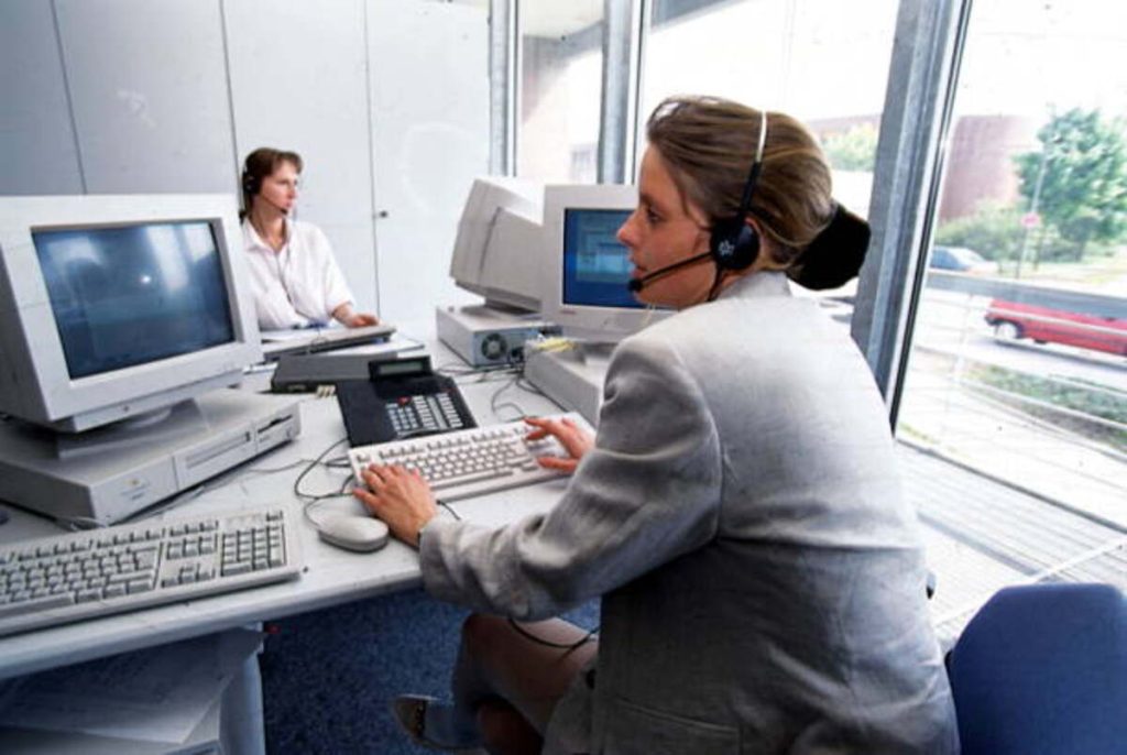 نرم افزار CRM